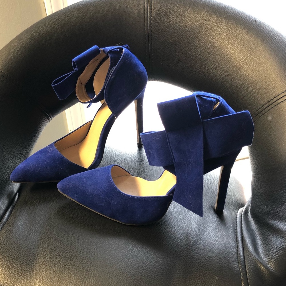 High heels - Picture 2 of 3